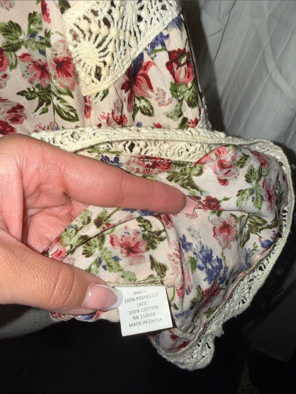 Womens blouse - Picture 4 of 4